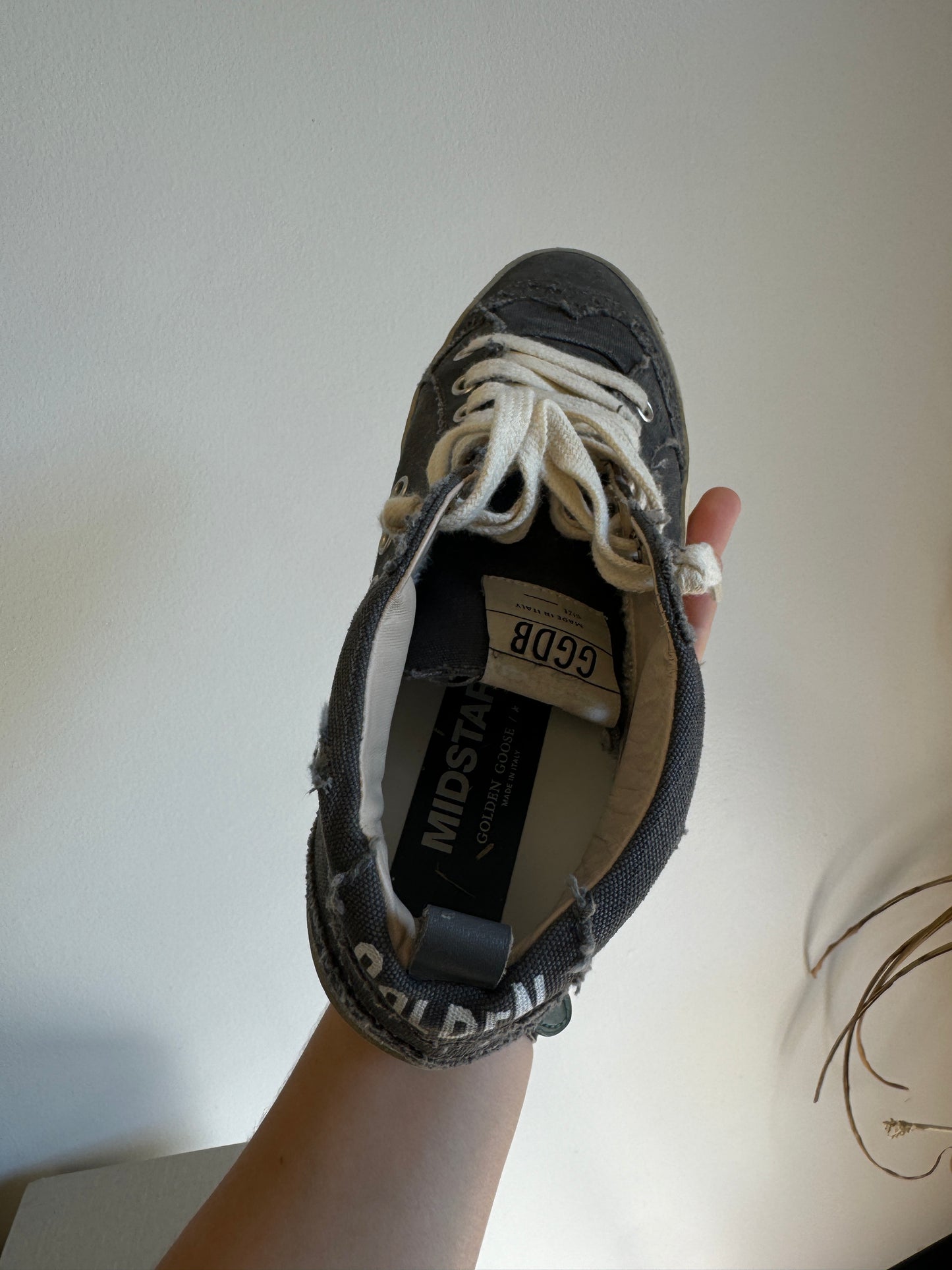 *Luxury brand* sneaker