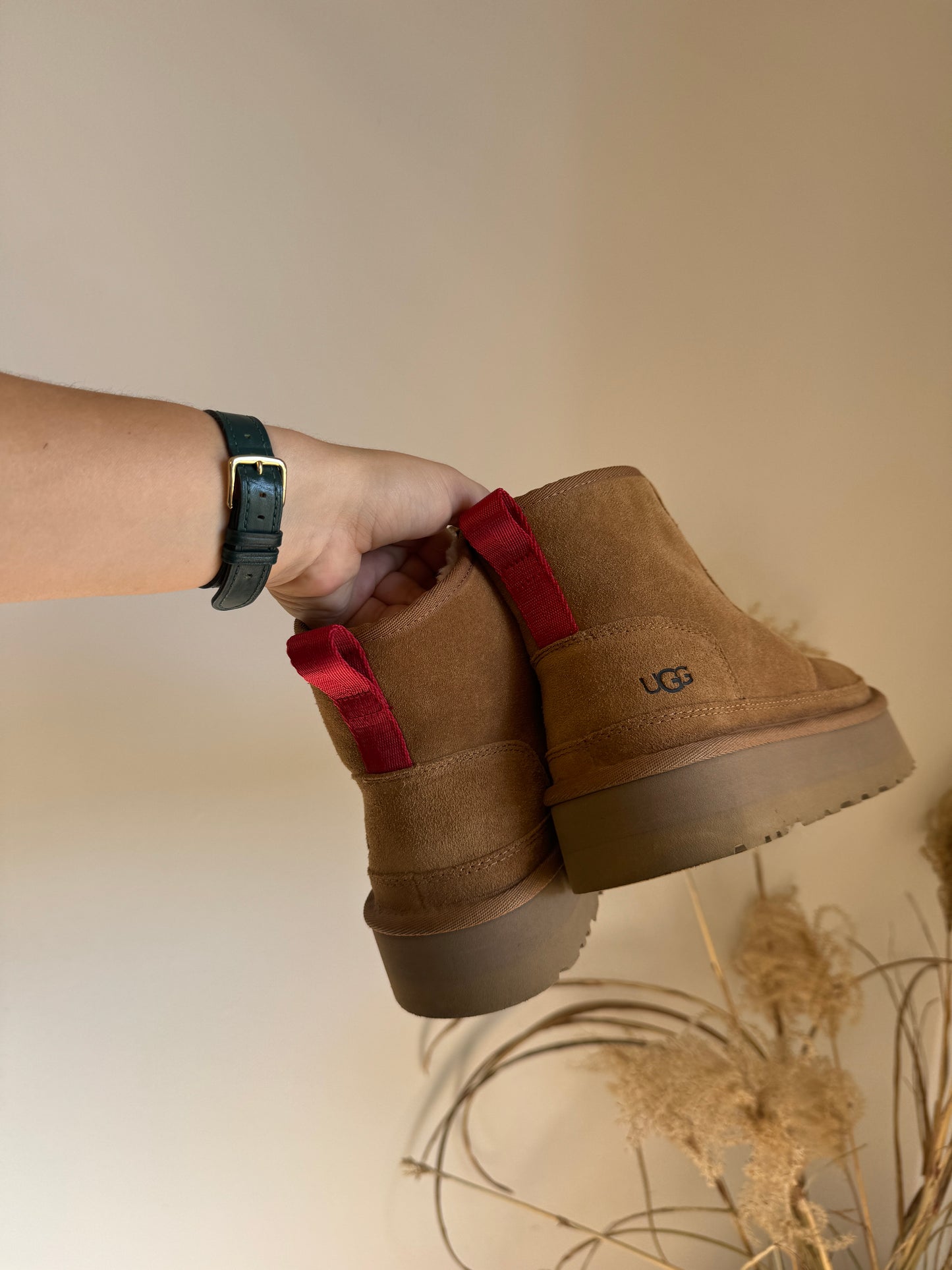 *favorite boot brand* brown platform boots