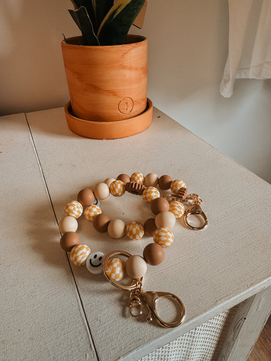 Smile wristlet keyring