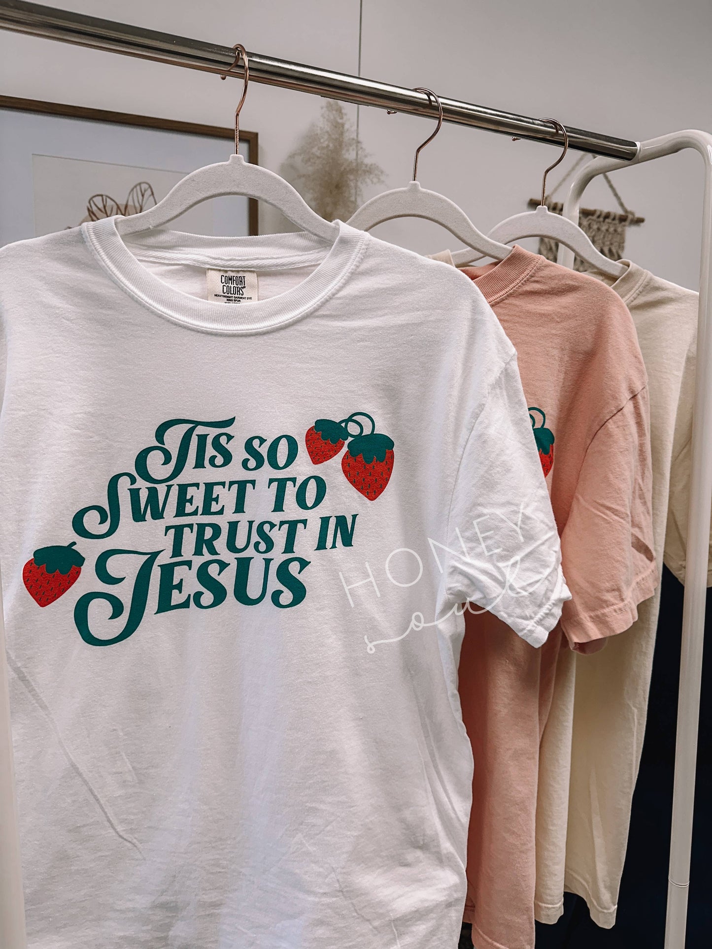 Tis So Sweet To Trust In Jesus Graphic T-Shirt