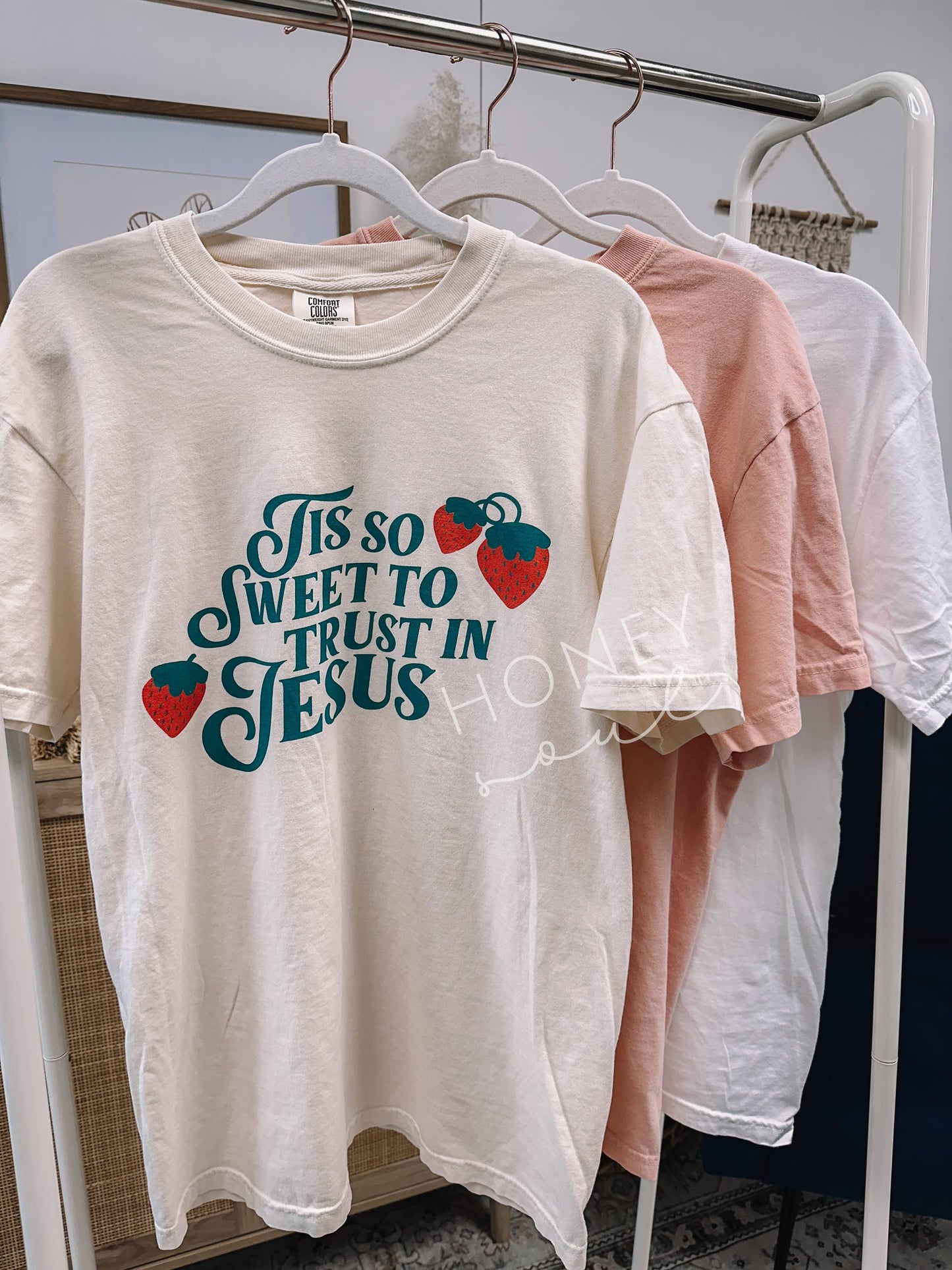 Tis So Sweet To Trust In Jesus Graphic T-Shirt