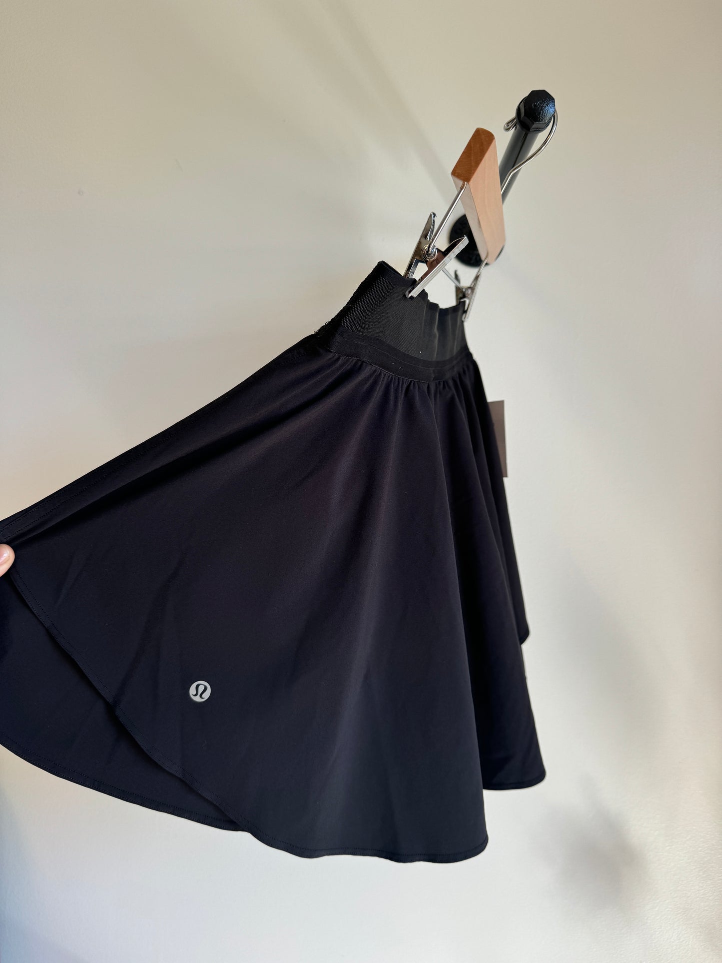 Lulu tennis court rival skirt